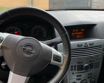 Опель Астра ГТЦ 2013 в Калуше на Automoto.ua Красный Опель Астра ГТЦ, объемом двигателя 1.6 л и пробегом 171 тыс. км за 6850 $, фото 14 на Automoto.ua