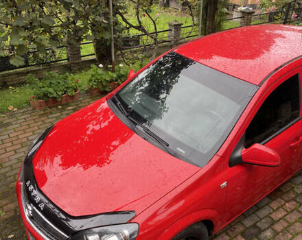 Опель Астра ГТЦ 2013 в Калуше на Automoto.ua Красный Опель Астра ГТЦ, объемом двигателя 1.6 л и пробегом 171 тыс. км за 6850 $, фото 1 на Automoto.ua