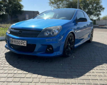 Синий Опель Астра ГТЦ, объемом двигателя 2 л и пробегом 150 тыс. км за 8500 $, фото 3 на Automoto.ua