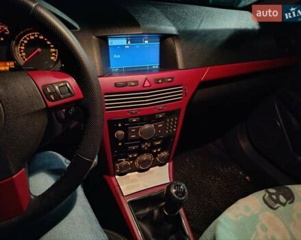 Зеленый Опель Астра ГТЦ, объемом двигателя 1.6 л и пробегом 383 тыс. км за 5000 $, фото 12 на Automoto.ua