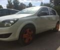 Белый Опель Астра Н, объемом двигателя 1.6 л и пробегом 49 тыс. км за 10500 $, фото 2 на Automoto.ua