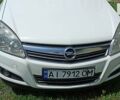 Белый Опель Астра Н, объемом двигателя 1.7 л и пробегом 233 тыс. км за 5300 $, фото 40 на Automoto.ua