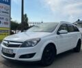 Белый Опель Астра Н, объемом двигателя 17 л и пробегом 178 тыс. км за 3500 $, фото 1 на Automoto.ua