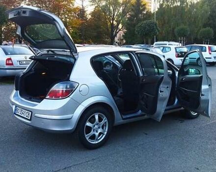 Сірий Опель Астра Н, об'ємом двигуна 1.6 л та пробігом 188 тис. км за 7500 $, фото 5 на Automoto.ua