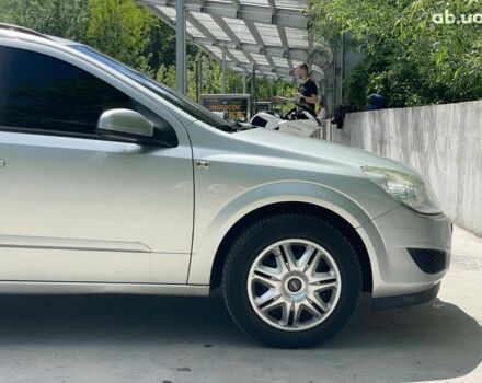 Сірий Опель Астра Н, об'ємом двигуна 1.7 л та пробігом 255 тис. км за 5390 $, фото 5 на Automoto.ua