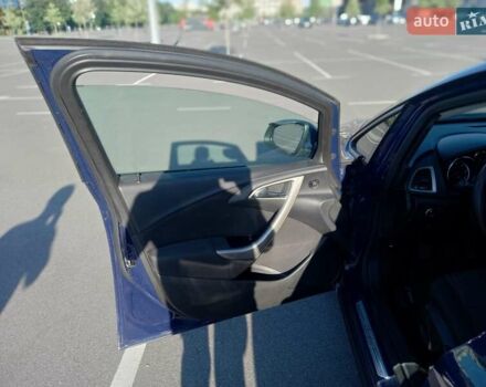 Опель Астра Джей, об'ємом двигуна 1.7 л та пробігом 221 тис. км за 6800 $, фото 7 на Automoto.ua