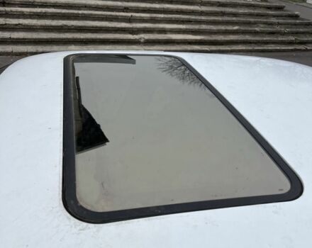 Белый Опель Астра, объемом двигателя 1.6 л и пробегом 300 тыс. км за 950 $, фото 3 на Automoto.ua