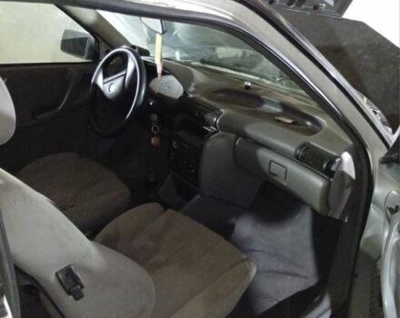 Белый Опель Астра, объемом двигателя 1.6 л и пробегом 3 тыс. км за 1000 $, фото 5 на Automoto.ua