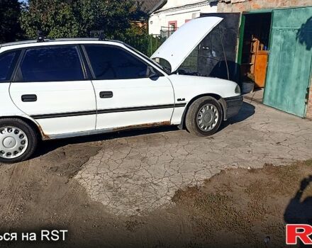 Белый Опель Астра, объемом двигателя 1.6 л и пробегом 0 тыс. км за 1450 $, фото 4 на Automoto.ua