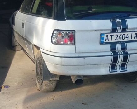 Белый Опель Астра, объемом двигателя 1.6 л и пробегом 3 тыс. км за 1000 $, фото 1 на Automoto.ua