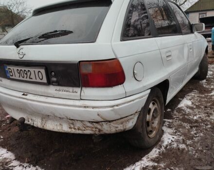 Белый Опель Астра, объемом двигателя 1.4 л и пробегом 123 тыс. км за 650 $, фото 4 на Automoto.ua