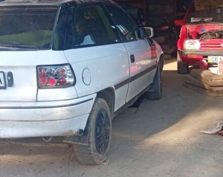 Белый Опель Астра, объемом двигателя 1.6 л и пробегом 3 тыс. км за 1000 $, фото 2 на Automoto.ua