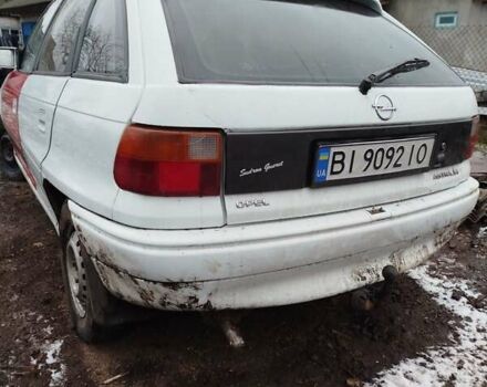 Белый Опель Астра, объемом двигателя 1.4 л и пробегом 123 тыс. км за 650 $, фото 4 на Automoto.ua