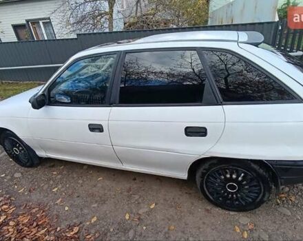 Білий Опель Астра, об'ємом двигуна 1.6 л та пробігом 296 тис. км за 1300 $, фото 6 на Automoto.ua