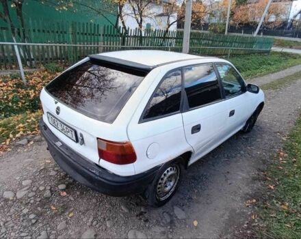 Белый Опель Астра, объемом двигателя 1.6 л и пробегом 295 тыс. км за 1400 $, фото 3 на Automoto.ua