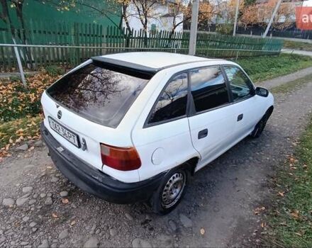 Білий Опель Астра, об'ємом двигуна 1.6 л та пробігом 296 тис. км за 1300 $, фото 8 на Automoto.ua