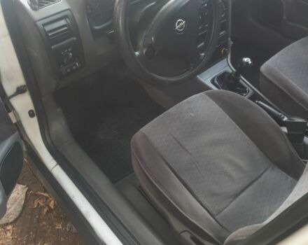 Білий Опель Астра, об'ємом двигуна 1.4 л та пробігом 350 тис. км за 2500 $, фото 6 на Automoto.ua