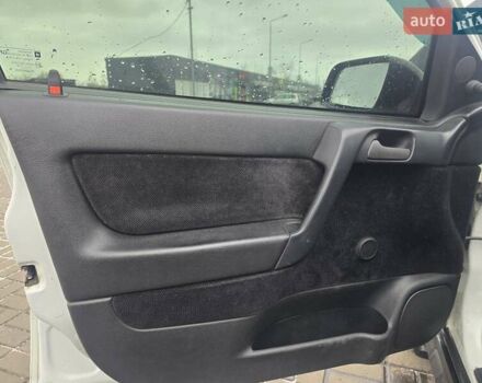 Белый Опель Астра, объемом двигателя 1.2 л и пробегом 263 тыс. км за 2999 $, фото 17 на Automoto.ua