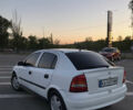 Белый Опель Астра, объемом двигателя 1.2 л и пробегом 370 тыс. км за 3333 $, фото 1 на Automoto.ua