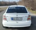 Белый Опель Астра, объемом двигателя 1.2 л и пробегом 200 тыс. км за 3300 $, фото 9 на Automoto.ua