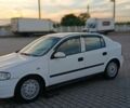 Белый Опель Астра, объемом двигателя 1.39 л и пробегом 376 тыс. км за 1850 $, фото 1 на Automoto.ua