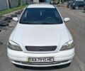 Белый Опель Астра, объемом двигателя 1.4 л и пробегом 215 тыс. км за 2200 $, фото 1 на Automoto.ua