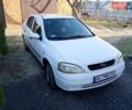 Белый Опель Астра, объемом двигателя 1.7 л и пробегом 350 тыс. км за 3400 $, фото 1 на Automoto.ua