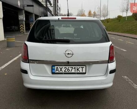 Белый Опель Астра, объемом двигателя 1.6 л и пробегом 238 тыс. км за 5550 $, фото 4 на Automoto.ua