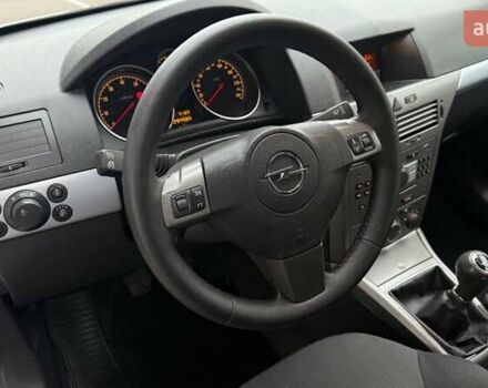 Белый Опель Астра, объемом двигателя 1.6 л и пробегом 238 тыс. км за 5550 $, фото 27 на Automoto.ua