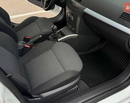 Белый Опель Астра, объемом двигателя 1.6 л и пробегом 238 тыс. км за 5550 $, фото 31 на Automoto.ua