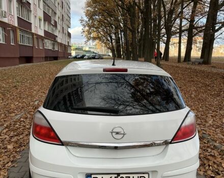 Белый Опель Астра, объемом двигателя 1.4 л и пробегом 286 тыс. км за 4500 $, фото 3 на Automoto.ua