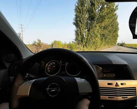 Білий Опель Астра, об'ємом двигуна 1.6 л та пробігом 231 тис. км за 4700 $, фото 20 на Automoto.ua