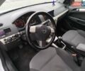 Белый Опель Астра, объемом двигателя 1.7 л и пробегом 281 тыс. км за 4200 $, фото 5 на Automoto.ua