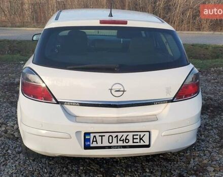 Белый Опель Астра, объемом двигателя 1.7 л и пробегом 281 тыс. км за 4200 $, фото 2 на Automoto.ua