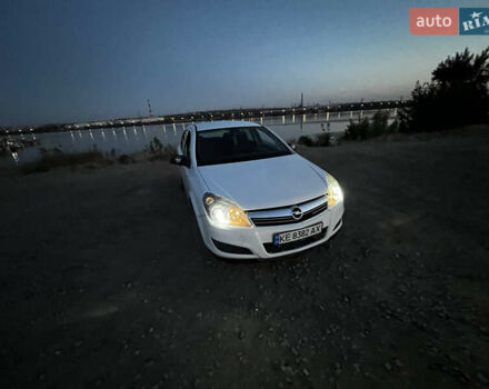 Белый Опель Астра, объемом двигателя 1.36 л и пробегом 250 тыс. км за 5300 $, фото 9 на Automoto.ua