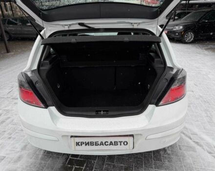 Белый Опель Астра, объемом двигателя 1.6 л и пробегом 188 тыс. км за 5900 $, фото 7 на Automoto.ua