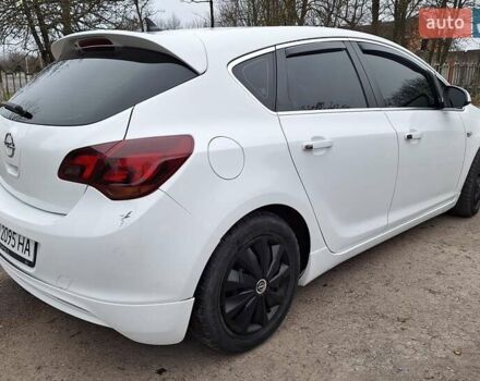 Белый Опель Астра, объемом двигателя 1.6 л и пробегом 179 тыс. км за 7800 $, фото 9 на Automoto.ua