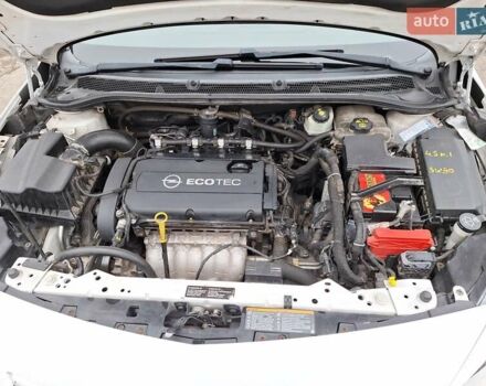 Белый Опель Астра, объемом двигателя 1.6 л и пробегом 179 тыс. км за 7800 $, фото 16 на Automoto.ua