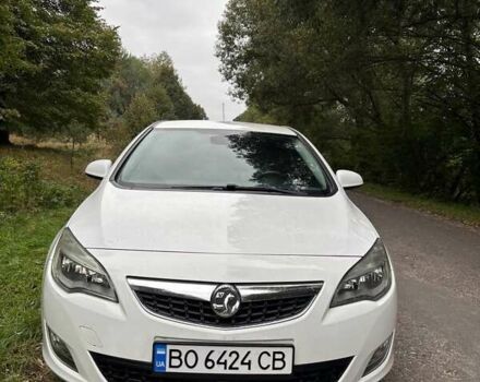 Опель Астра 2010 в Жовкве на Automoto.ua Белый Опель Астра, объемом двигателя 1.7 л и пробегом 180 тыс. км за 6800 $, фото 5 на Automoto.ua