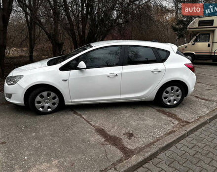 Белый Опель Астра, объемом двигателя 1.69 л и пробегом 330 тыс. км за 5800 $, фото 16 на Automoto.ua