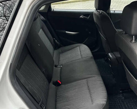 Белый Опель Астра, объемом двигателя 1.69 л и пробегом 330 тыс. км за 5800 $, фото 12 на Automoto.ua