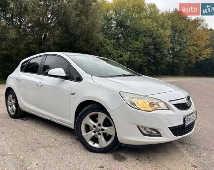 Белый Опель Астра, объемом двигателя 1.7 л и пробегом 184 тыс. км за 6500 $, фото 5 на Automoto.ua