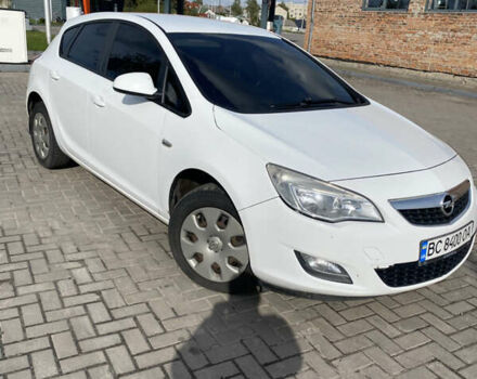 Белый Опель Астра, объемом двигателя 1.69 л и пробегом 285 тыс. км за 6300 $, фото 5 на Automoto.ua