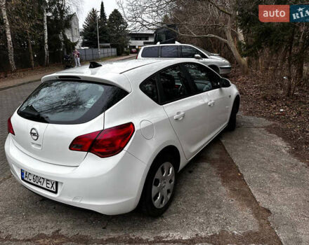Белый Опель Астра, объемом двигателя 1.69 л и пробегом 330 тыс. км за 5800 $, фото 7 на Automoto.ua