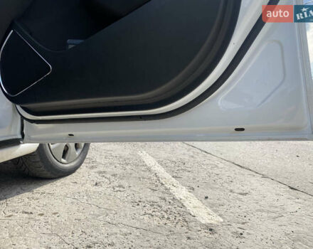 Белый Опель Астра, объемом двигателя 1.69 л и пробегом 285 тыс. км за 6500 $, фото 3 на Automoto.ua