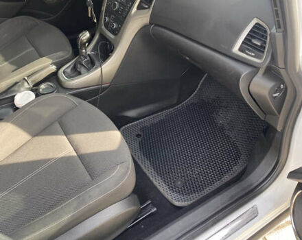 Белый Опель Астра, объемом двигателя 1.69 л и пробегом 285 тыс. км за 6500 $, фото 12 на Automoto.ua