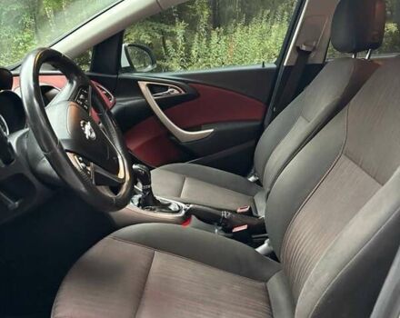 Белый Опель Астра, объемом двигателя 1.7 л и пробегом 184 тыс. км за 6500 $, фото 2 на Automoto.ua