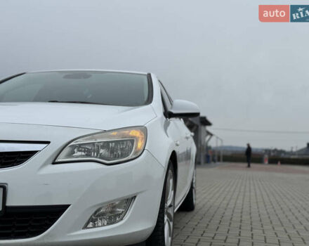 Белый Опель Астра, объемом двигателя 1.7 л и пробегом 250 тыс. км за 6500 $, фото 8 на Automoto.ua