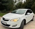Опель Астра 2010 в Жовкве на Automoto.ua Белый Опель Астра, объемом двигателя 1.7 л и пробегом 180 тыс. км за 6800 $, фото 1 на Automoto.ua