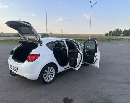 Белый Опель Астра, объемом двигателя 1.7 л и пробегом 310 тыс. км за 6300 $, фото 13 на Automoto.ua
